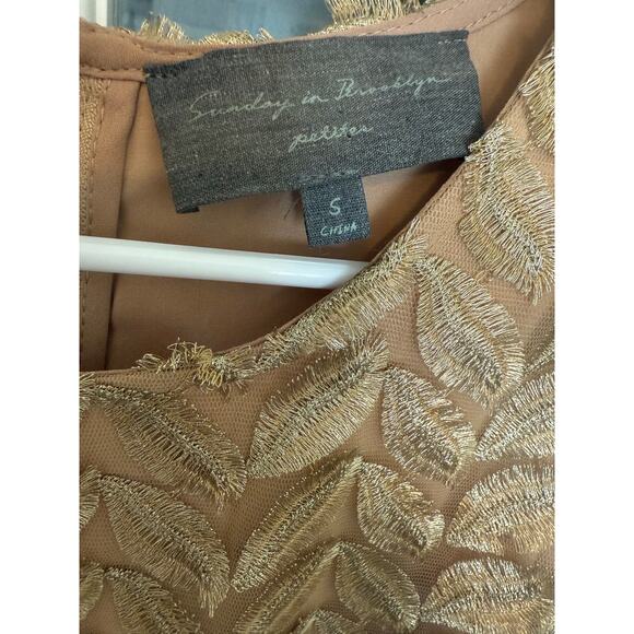 Anthropologie Sunday in Brooklyn Gold Leaf Pattern Sleeveless Top Small - Picture 5 of 16